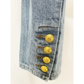 Round Neck Lion Buckle Ultra Short Wash Denim Jacket Coat